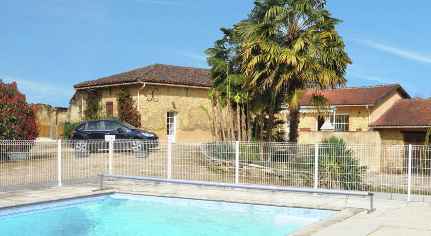 Апартаменты Familly Villa Gers