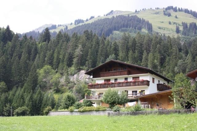 Апартаменты Gästehaus Hauser