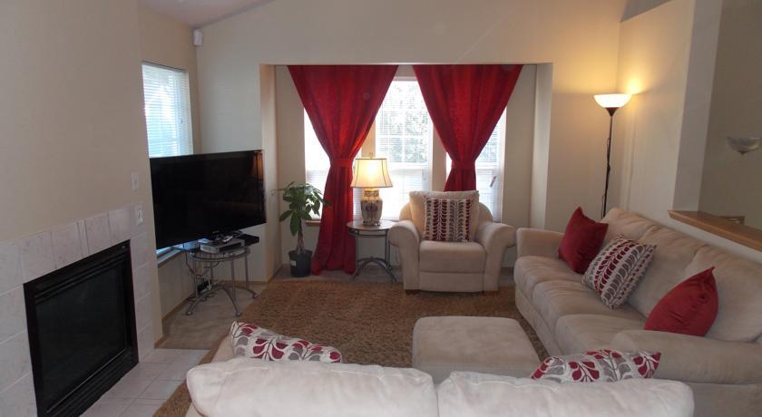 Апартаменты Seattle Holiday Home