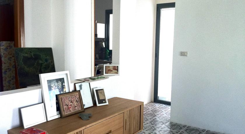 Апартаменты Mamita's White Apartment