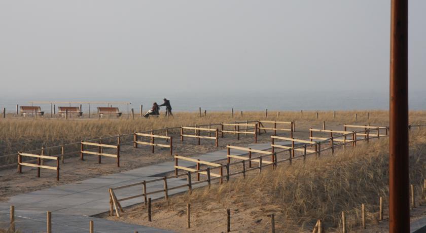 Апартаменты Seaview Emmaplein