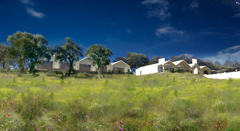 Отель Sobreiras Alentejo Country Hotel