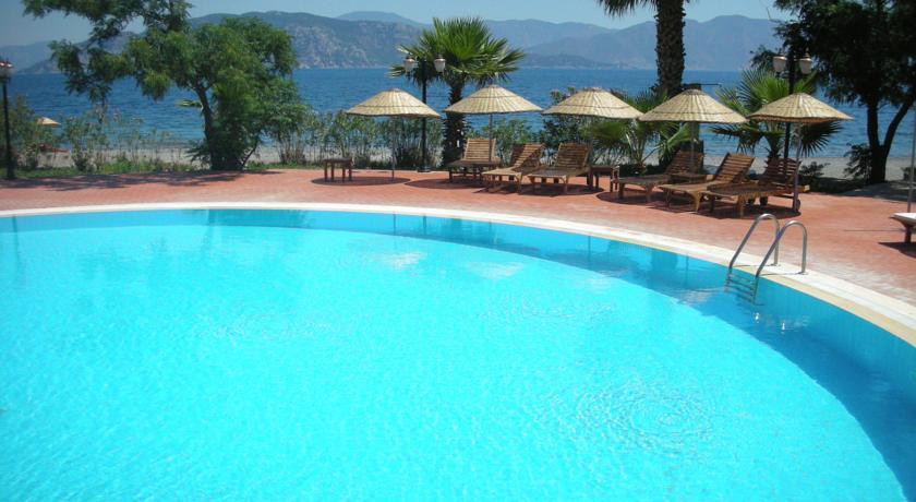 Отель Kumlubük Maris Hotel