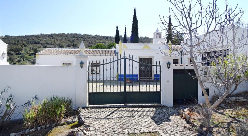 Вилла Villa Quintal Montinho