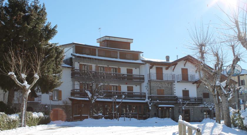Отель Albergo Ristorante K2