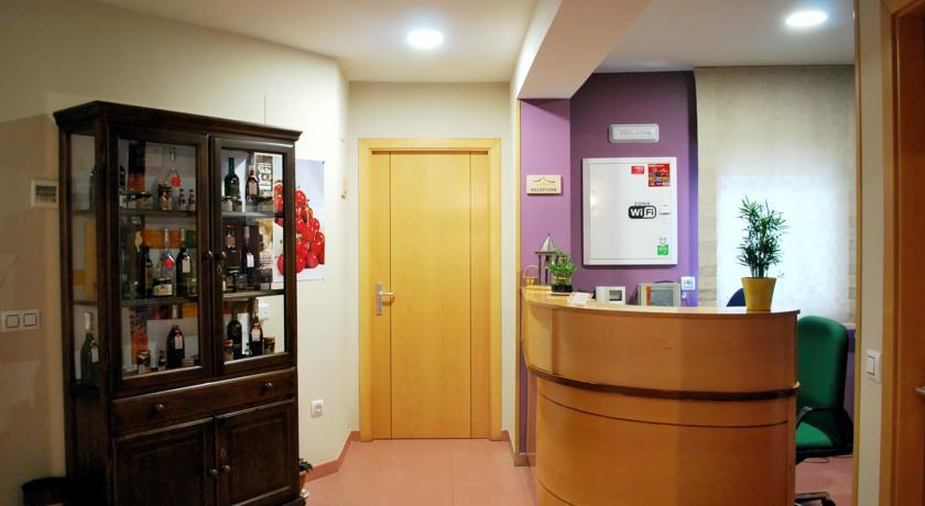 Гостевой дом Hostal Goyesco Plaza