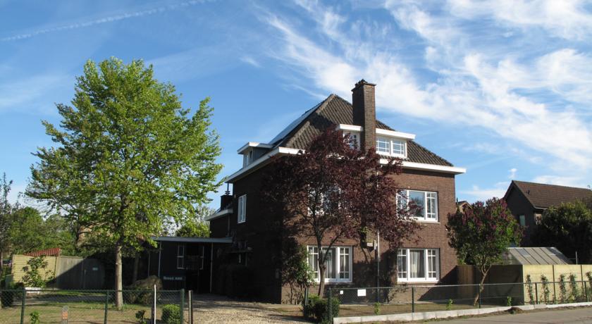 Отель Homestay Het Bovenhuis