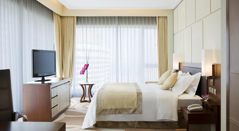 Отель New World Hotel Dalian