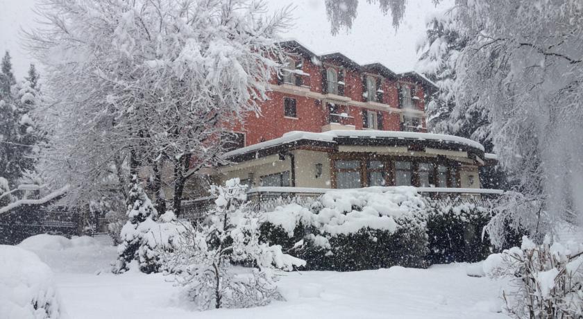 Отель Albergo Milano Snc