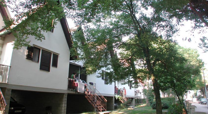 Апартаменты Bungalow Logonovo