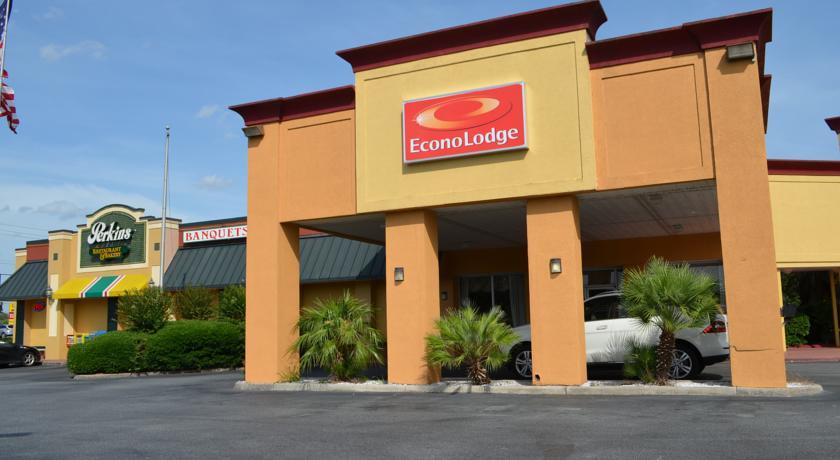 Отель Econo Lodge Savannah South
