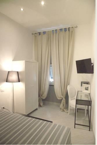 Гостевой дом MB Sisters Glam Rooms