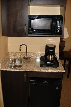 Отель Holiday Inn Express Hotel & Suites Yuma