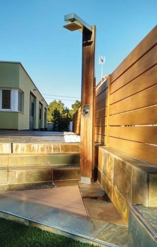 Апартаменты Three-Bedroom Holiday home Cabra del Camp with a Fireplace 05
