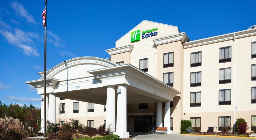 Отель Holiday Inn Express Knoxville-Strawberry Plains