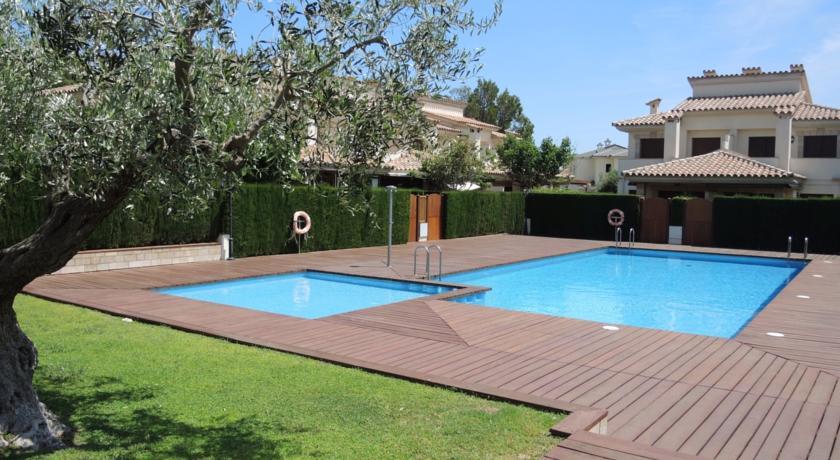 Апартаменты Townhouse Estada 2