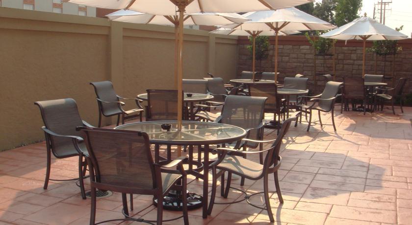 Отель Holiday Inn Oakland Airport