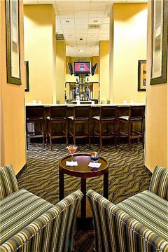 Отель Holiday Inn Hotel & Suites Phoenix - Mesa / Chandler
