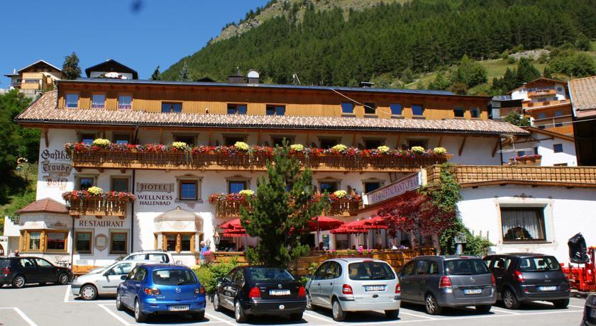 Отель Hotel Traube Post