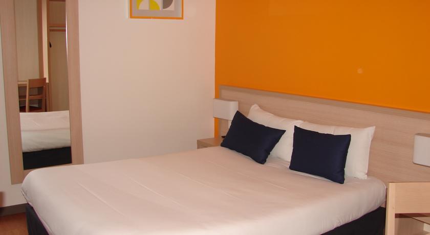 Отель Budget Inn Barbizon - Fontainebleau