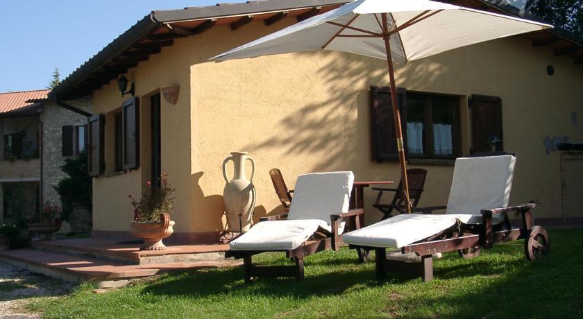 Апартаменты Podere I Pini