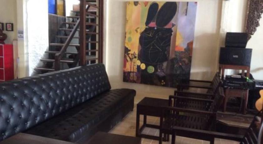 Thapae Backpackers Hostel