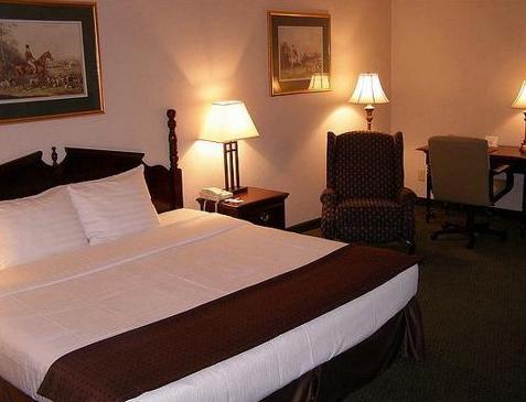 Отель Nashville Hotel At The Crossings
