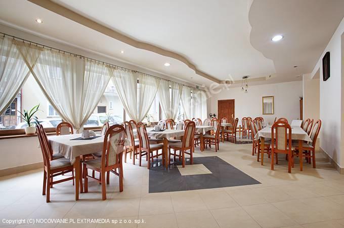 Отель Hotel Strwiąż