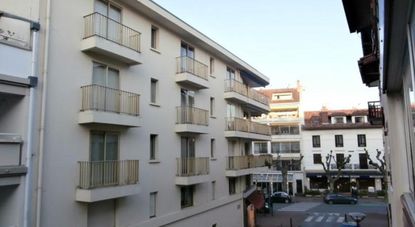 Rental Apartment Barjonnet 2 - Saint-Jean-de-Luz