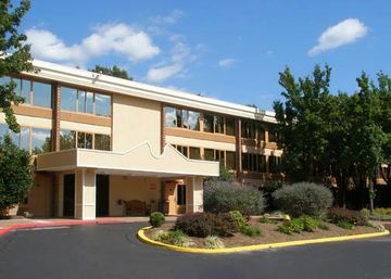 Отель Holiday Inn Waldorf