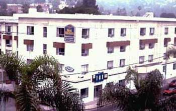 Отель Hollywood Hills