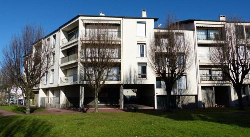 Rental Apartment Urian - Saint-Jean-de-Luz