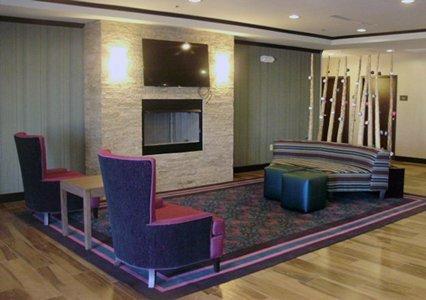 Отель Comfort Inn & Suites - Newcastle