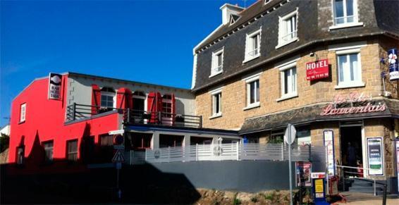 Отель Le Clos Laurentais