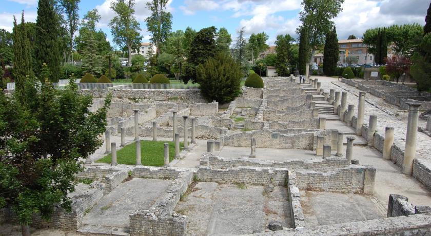 Апартаменты Vaison la Romaine