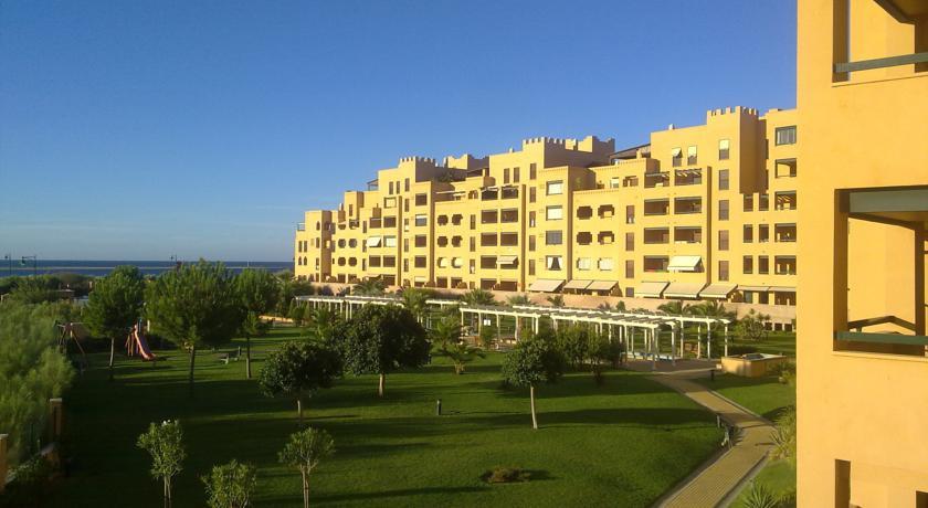 Апартаменты Apartment on The Beach Front