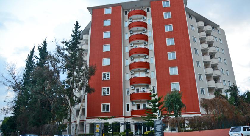 Banana Hotel