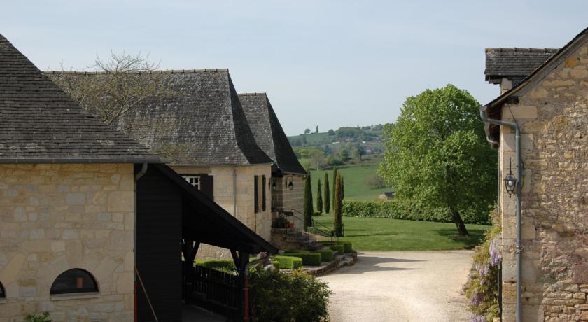 Апартаменты Domaine De Leyvinie