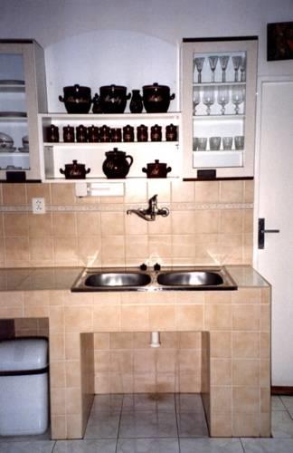 Апартаменты Branov Holiday Home 1