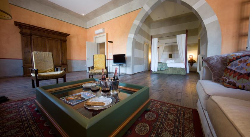 Гостевой дом Palazzo Castiglioni Luxury Suites