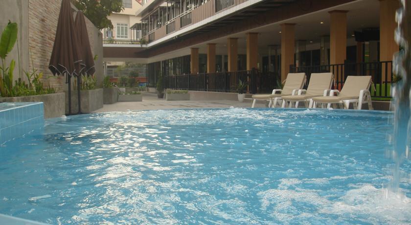 TH beach hotel