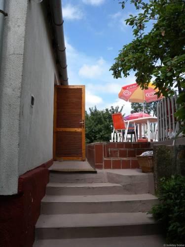 Апартаменты Holiday home Revfulop 2