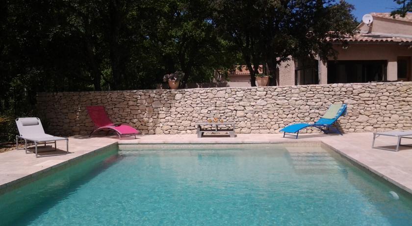 Апартаменты Holiday Home La Fourmi