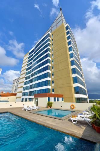 Отель Novotel Kota Kinabalu 1Borneo