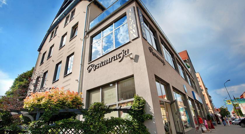Отель Hotel Restauracja Tęczowa