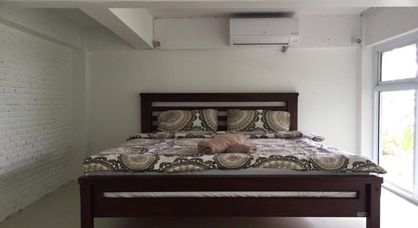 Апартаменты Tropical beach house