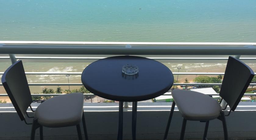 Апартаменты Jomtien Condotel