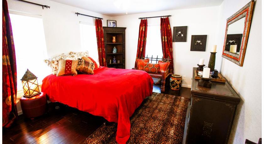 South Congress Getaways