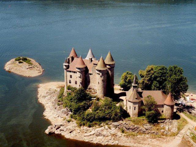 Апартаменты Au Bord De L'Eau