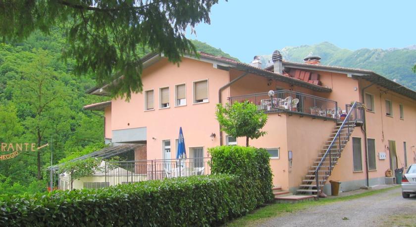 Апартаменты Seven-Bedroom Holiday home Barbara